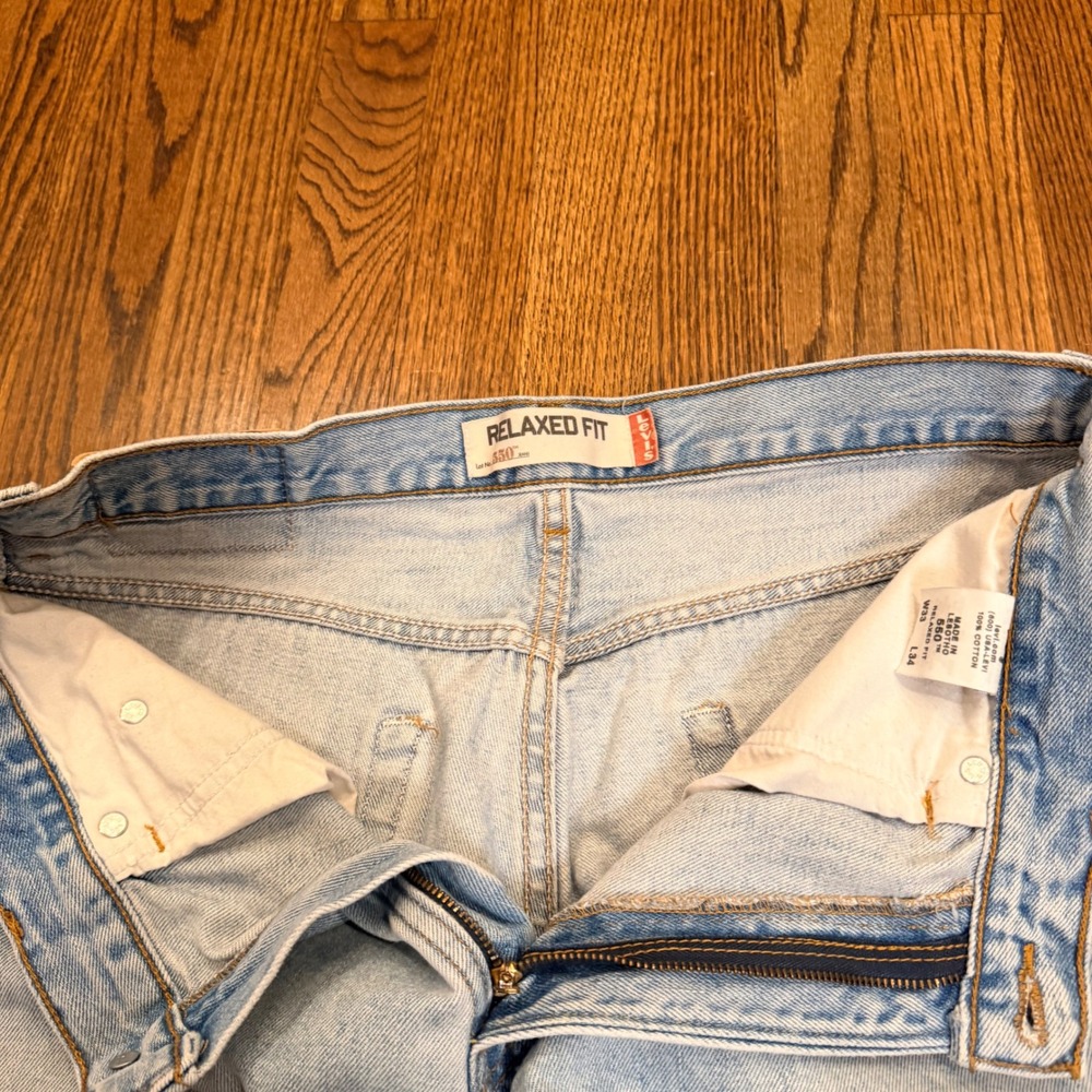 Vintage Levi's 550 Relaxed Fit Tapered Leg Jeans 33x34 Light Wash Blue‎ Denim - Picture 7 of 13